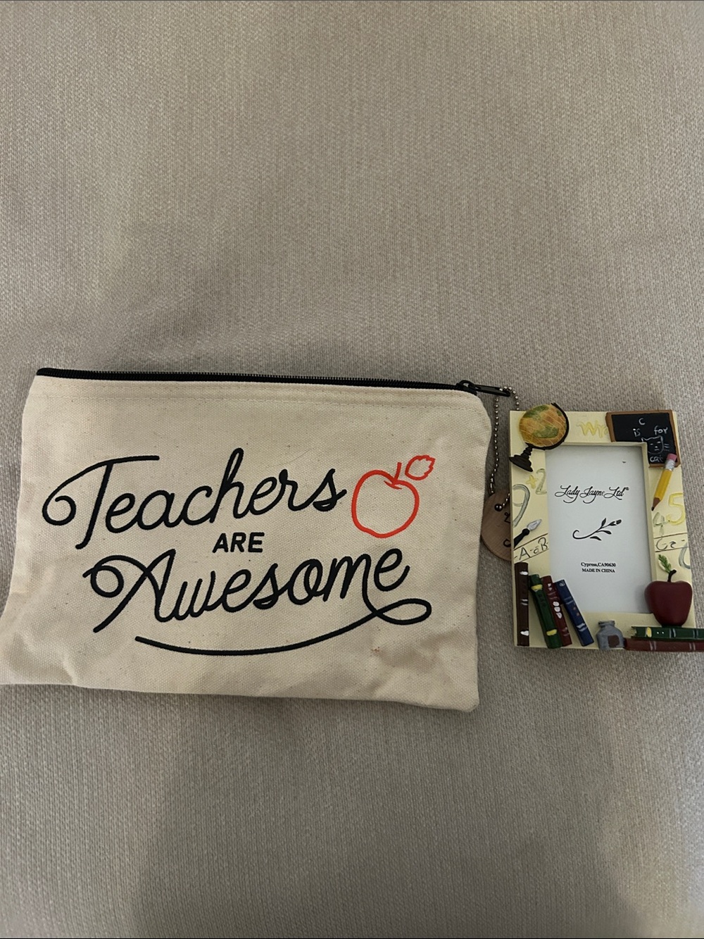 Teacher photo frame and pouch